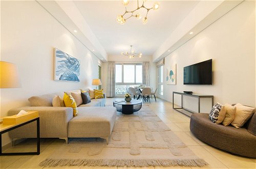 Photo 30 - Maison Privee - Exclusive Apt with Seafront Views over Palm Jumeirah