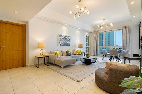 Photo 16 - Maison Privee - Exclusive Apt with Seafront Views over Palm Jumeirah
