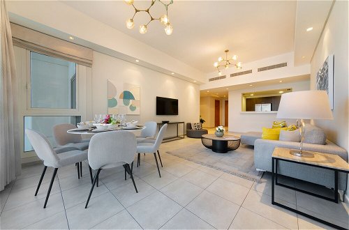 Photo 21 - Maison Privee - Exclusive Apt with Seafront Views over Palm Jumeirah