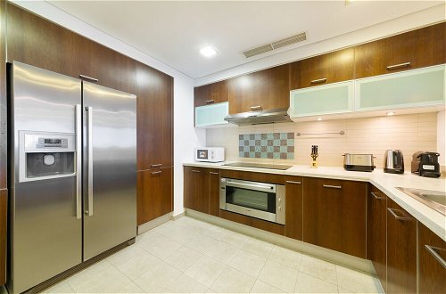 Photo 12 - Maison Privee - Exclusive Apt with Seafront Views over Palm Jumeirah