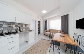 Photo 2 - Modern and Comfortable Apartment in Muratpasa