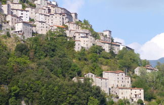 Foto 1 - Holiday Home with Views and Fireplace in Bagni di Lucca near Lake