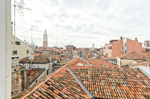 Photo 26 - Ponte di Rialto Penthouse with Panoramic Terrace