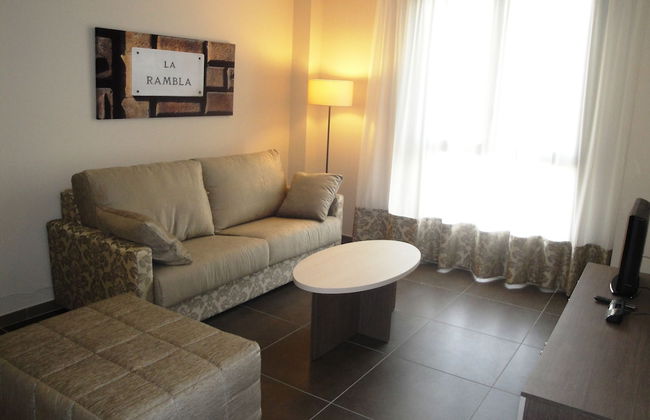 Pierre & Vacances Barcelona Sants - Photo 16