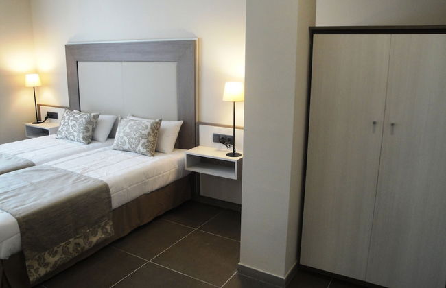 Pierre & Vacances Barcelona Sants - Photo 3