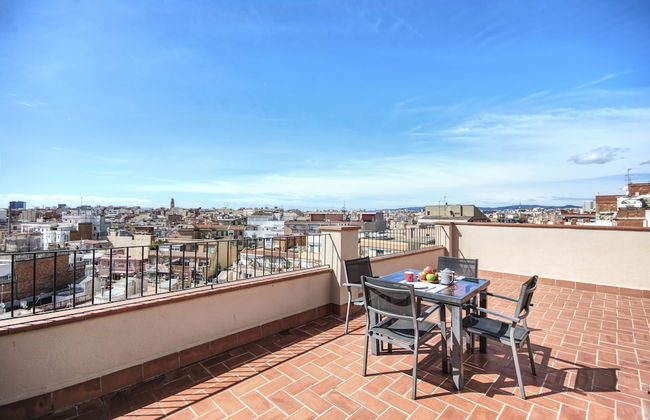 Pierre & Vacances Barcelona Sants - Photo 29