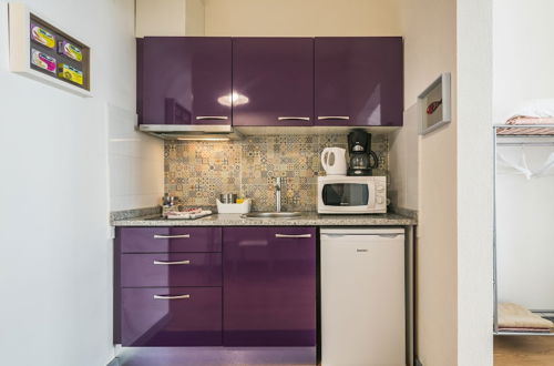 Photo 12 - Apartamento A Francos Purple Room