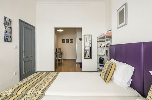 Foto 4 - Apartamento A Francos Purple Room