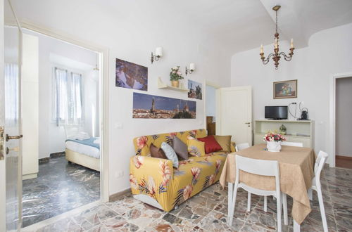 Foto 59 - Le Grazie Apartments in Superb Location