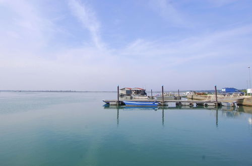 Foto 6 - Sun Drenched Seaside Holiday Home near Venice