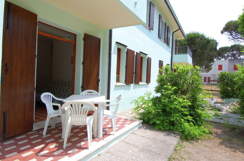 Photo 11 - Sun Drenched Seaside Holiday Home near Venice