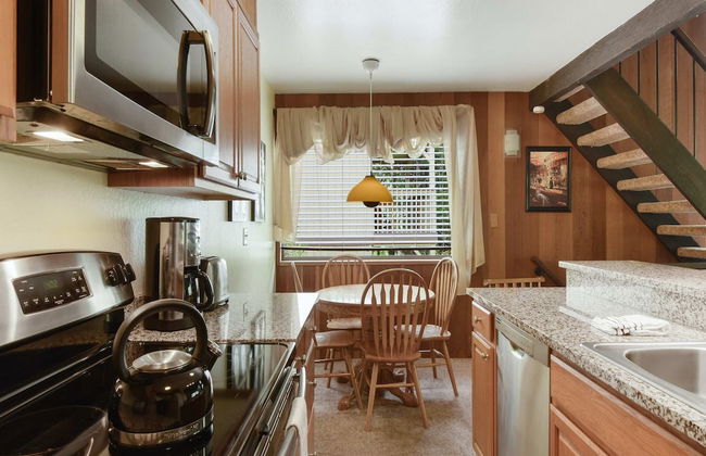 Enjoy Forest Views Retreat at Kingswood Village! - Foto 6