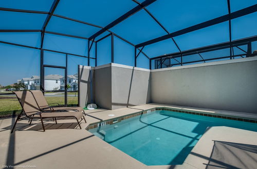 Photo 9 - 4bed 3Ba Champions Gate Pool Home