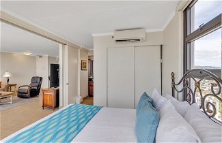 Photo 3 - 37th Floor Condo with Sweeping Ocean Views & Free parking! by Koko Resort Vacation Rentals