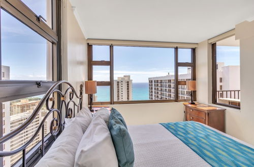 Photo 2 - 37th Floor Condo with Sweeping Ocean Views & Free parking! by Koko Resort Vacation Rentals