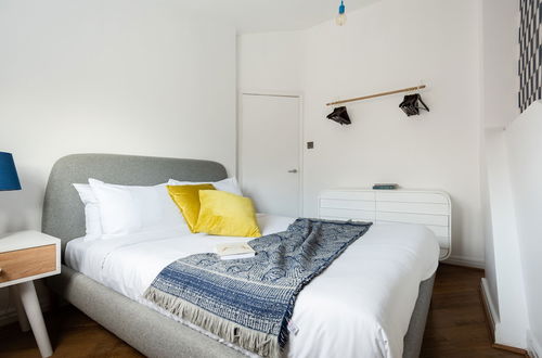 Photo 10 - The Paddington Mews - Comfortable & Elegant 3BDR Paddington House