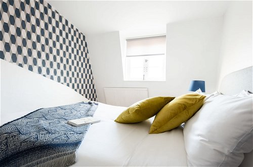 Photo 7 - The Paddington Mews - Comfortable & Elegant 3BDR Paddington House