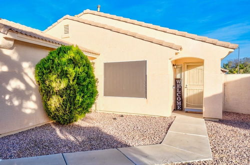 Photo 35 - Cozy Hidden Gem - 3BR - 1Den w Backyard