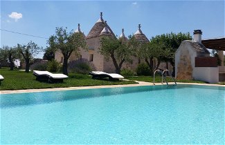 Photo 2 - Luxury Trulli Terrarossa With Pool