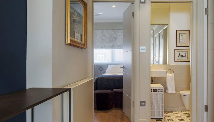 Photo 1 - Beautiful 2 Bed 2 Bath Flat in South Kensington