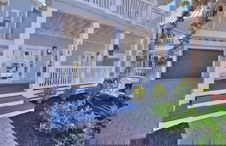 Photo 2 - Lakeview Estate 198 BE
