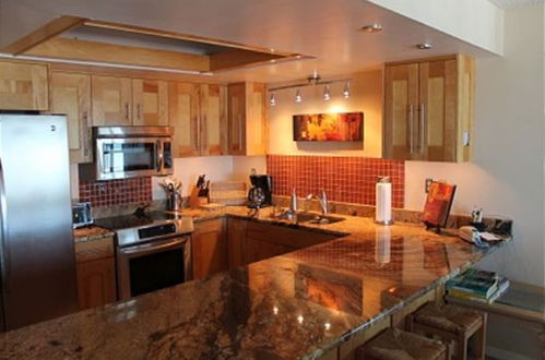 Photo 13 - 3 Bedroom Oceanfront Luxury Condo - Sand Dollar Iii, 404