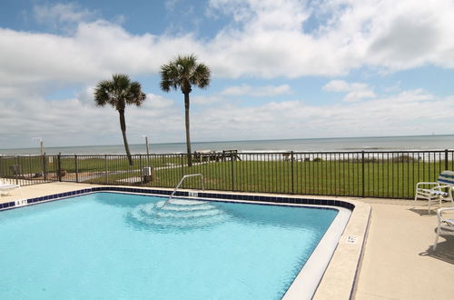 Photo 25 - 3 Bedroom Oceanfront Luxury Condo - Sand Dollar Iii, 404