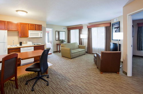 Photo 14 - GrandStay Residential Suites - Rapid City