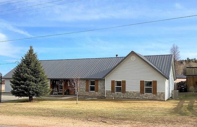 Bryce Countryside Residence - Photo 1