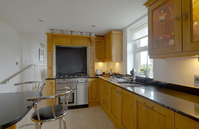 Cottage - Sleeps 4 - Hot Tub - Garden - Parking - Foto 3