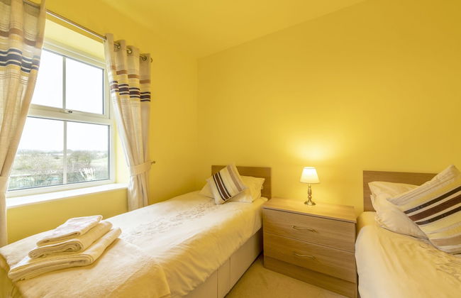 Cottage - Sleeps 4 - Hot Tub - Garden - Parking - Foto 1