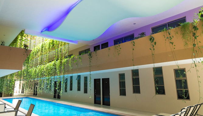 Foto 1 - Palmarena Rooms and Residences - Long Stay Comfort with Parking, Sauna, Gym and Pool (Steps from 5th Avenue)