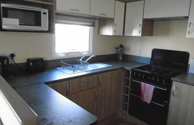 Pets go Free 3 Bedroom Caravan at Heacham Beach - Photo 5