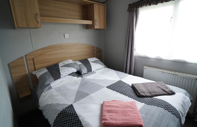 Pets go Free 3 Bedroom Caravan at Heacham Beach - Photo 2