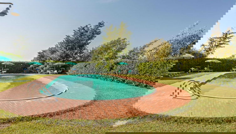Foto 1 - Apartment in Tuoro With Pool and Garden