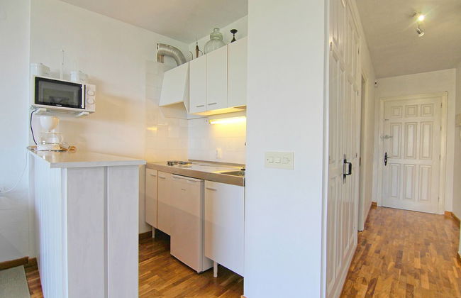 Luna Beach Studio 210 - Photo 2