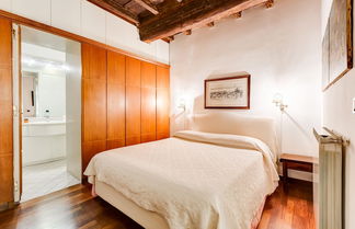 Photo 2 - Historical Apartment near Spanish Steps