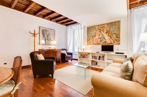 Photo 8 - Historical Apartment near Spanish Steps