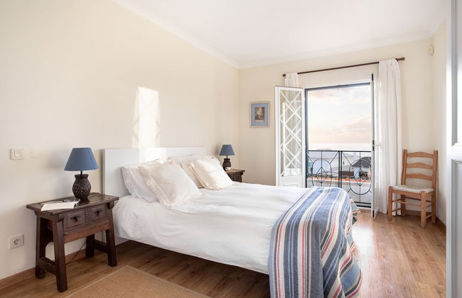JOIVY Splendid 4-BR House w/Swimming Pool & Sea View - Foto 11