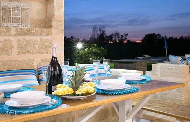 Luxurious Villa in Torre Suda with Hot Tub - Photo 23