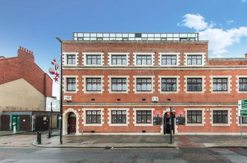 Photo 1 - Newly Refurbished 1 Bedroom Whitechapel