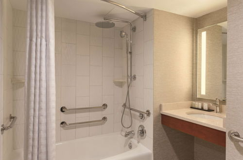 Foto 18 - Embassy Suites by Hilton Orlando International Dr ICON Park