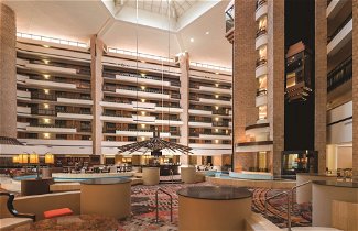 Photo 2 - Embassy Suites by Hilton Orlando International Dr ICON Park