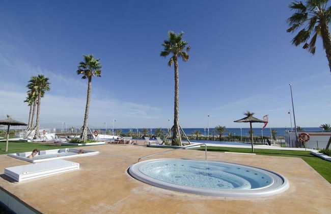 Ocean View Apartment - Near Arenales Beach - Photo 12