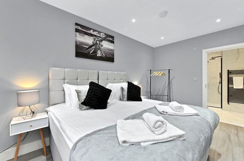 Photo 5 - Braywick Serviced Apartments by Ferndale