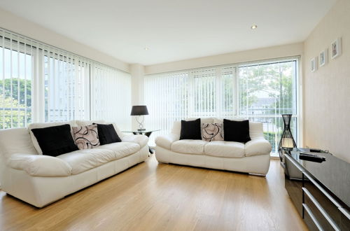 Photo 12 - Deluxe and Secure Apartment Close to Aberdeen City Centre