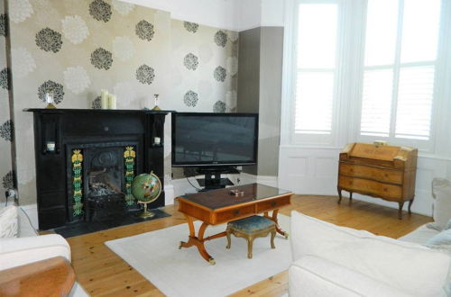 Photo 1 - Period Home - Charming Features - 1 Mile From Hoe
