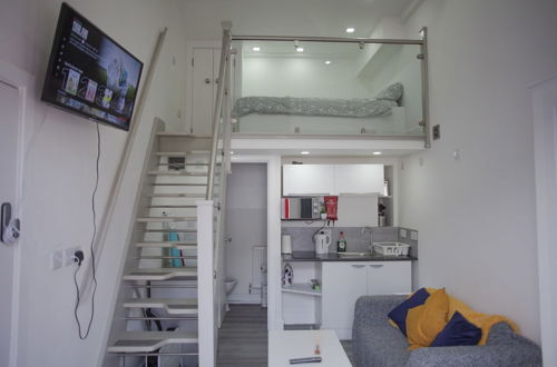 Photo 1 - Reading Town Centre- Studio Apartment