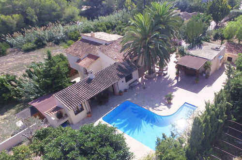 Photo 29 - Private & Luxurious Villa With Pool - Lots of Space & Short Walk to the Sea