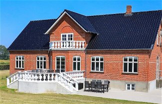 Foto 1 - 12 Person Holiday Home in Nyborg